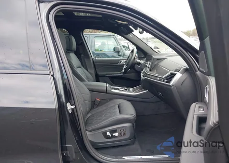 2025 BMW X5 M60I z USA, uszkodzony, nr VIN 5UX33EU04S9W95690